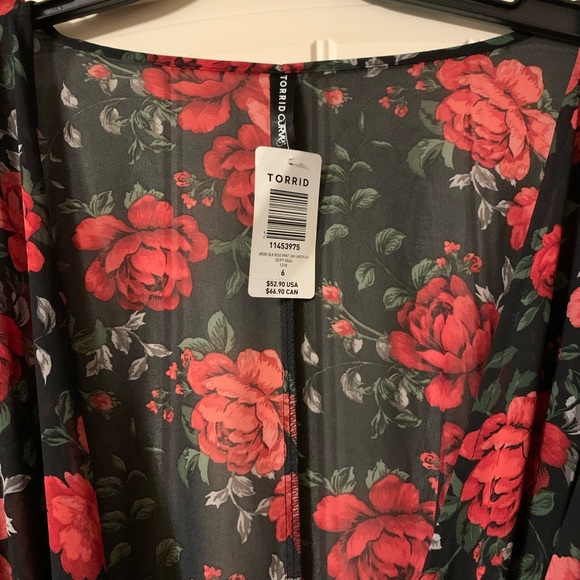 Torrid Rose Robe - Picture 5 of 6